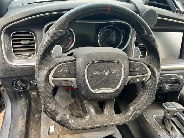 مندوب قطع غيار من دولة الكويت 0