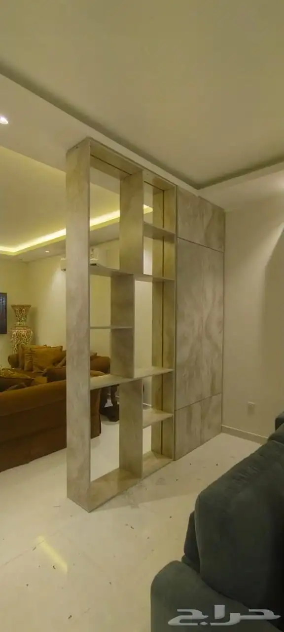دولاب عبايات وبارتشن 0