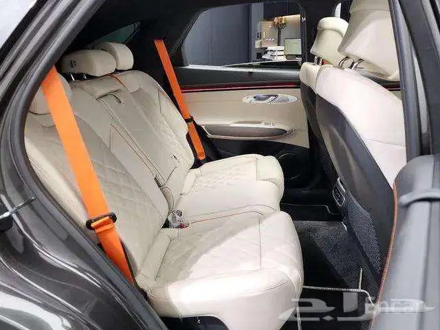 جنسس GV70 2025 رويال سبورت 7