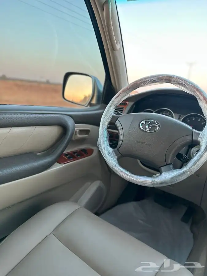 لاندكروزر VXR موديل 2005 V8 16