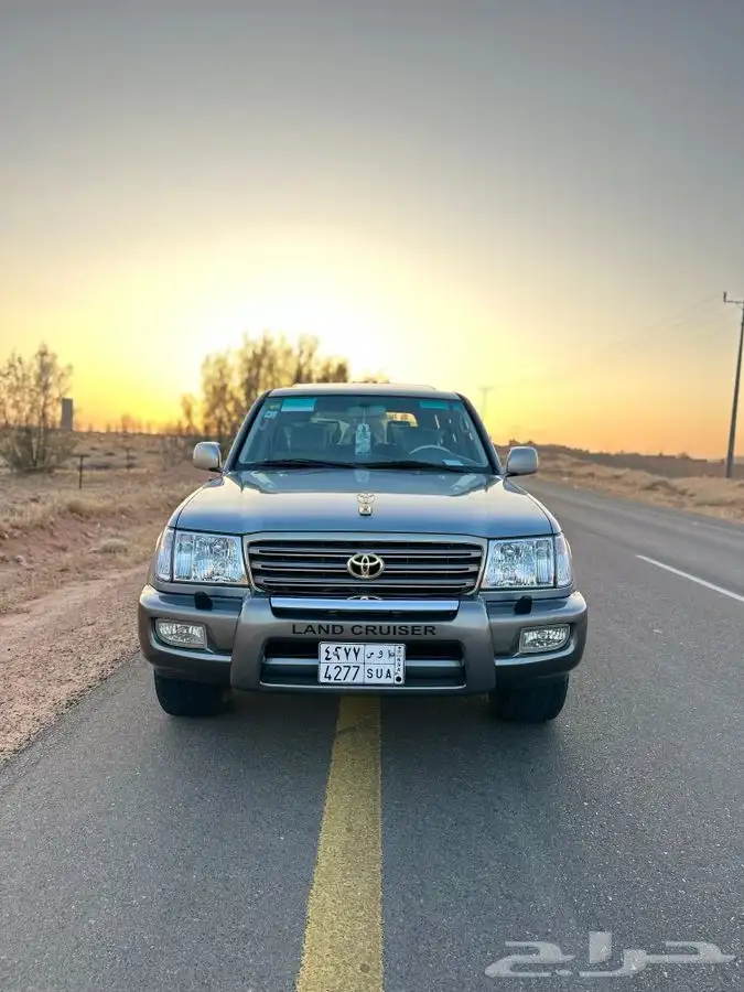 لاندكروزر VXR موديل 2005 V8 2