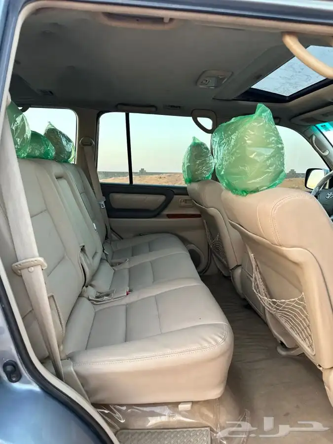 لاندكروزر VXR موديل 2005 V8 20