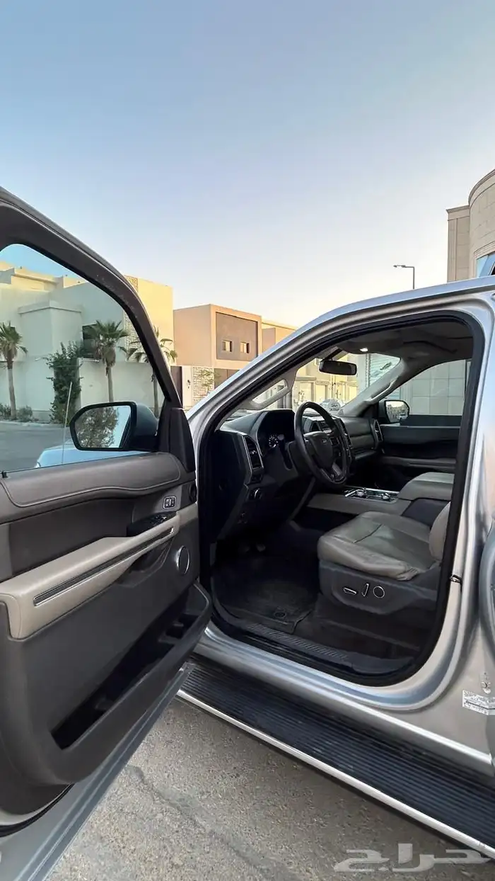 فورد اكسبدشن 18 للبيع او البدل المناسب 3