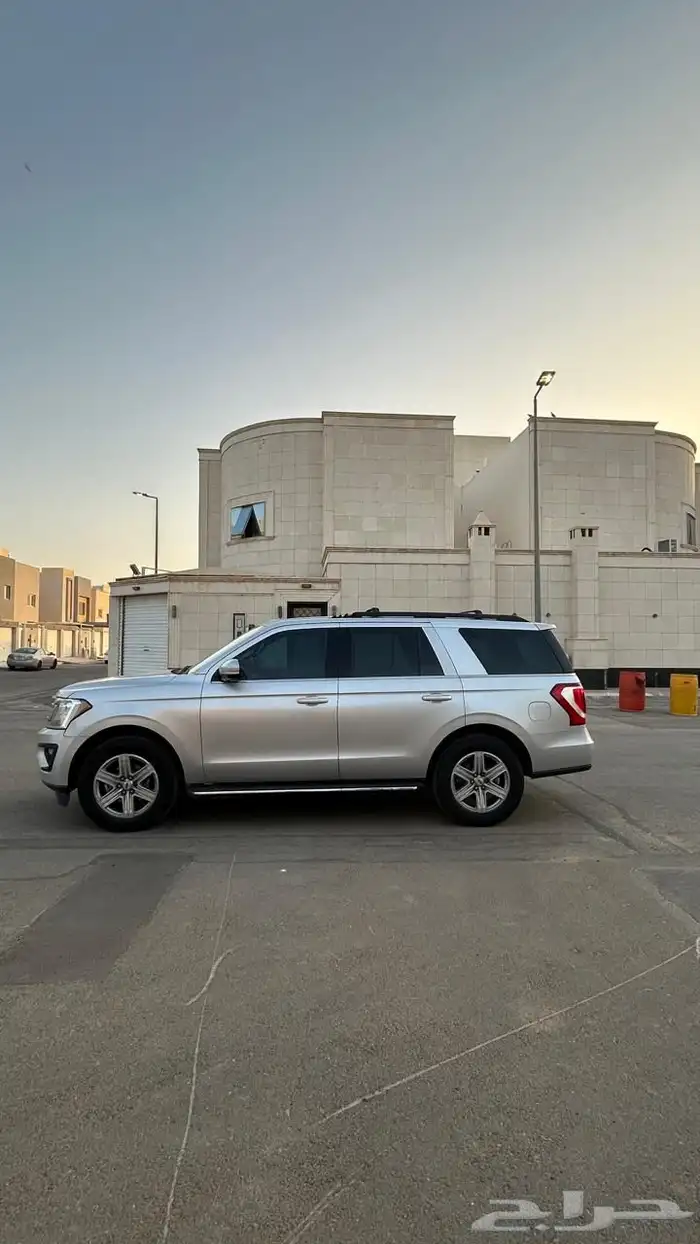 فورد اكسبدشن 18 للبيع او البدل المناسب 6