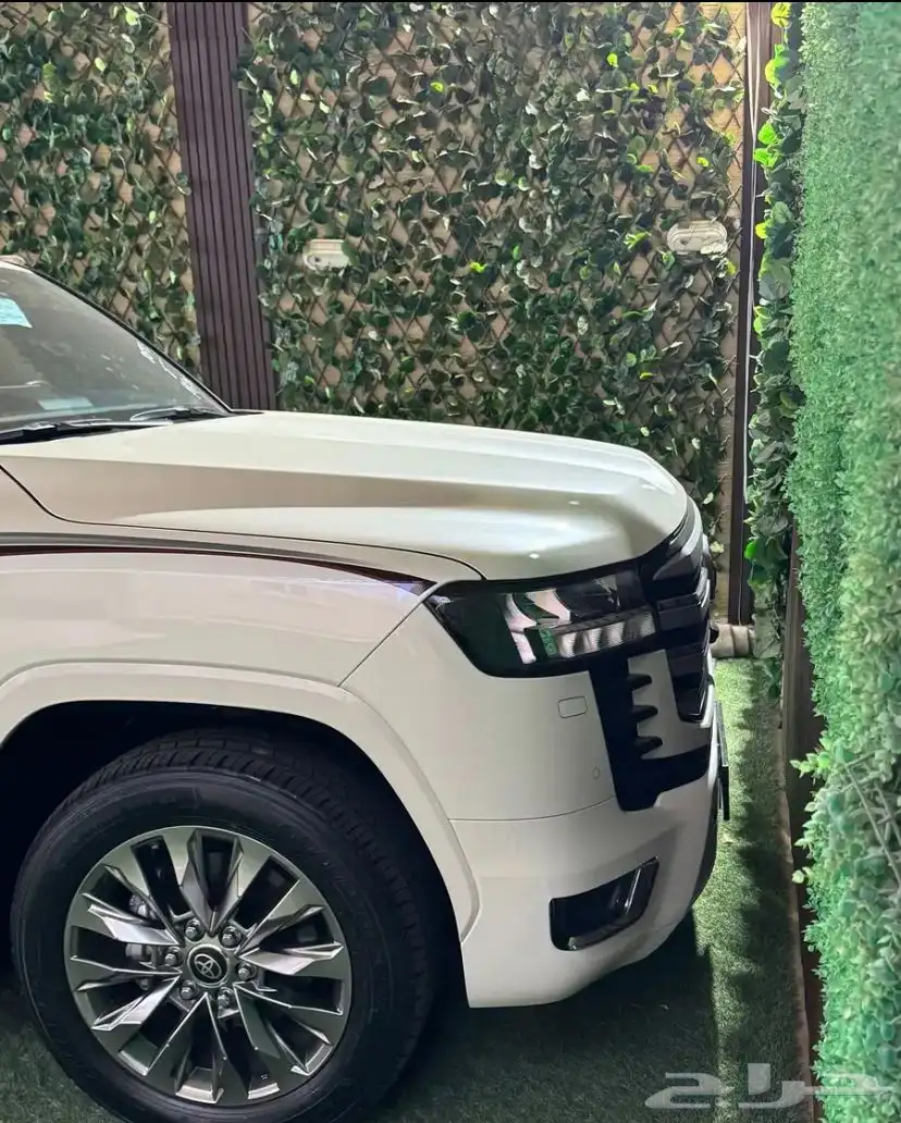 لاندكروزر 5