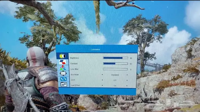 للبيع شاشة قيمنق Devo وماوس باد Roccat 11