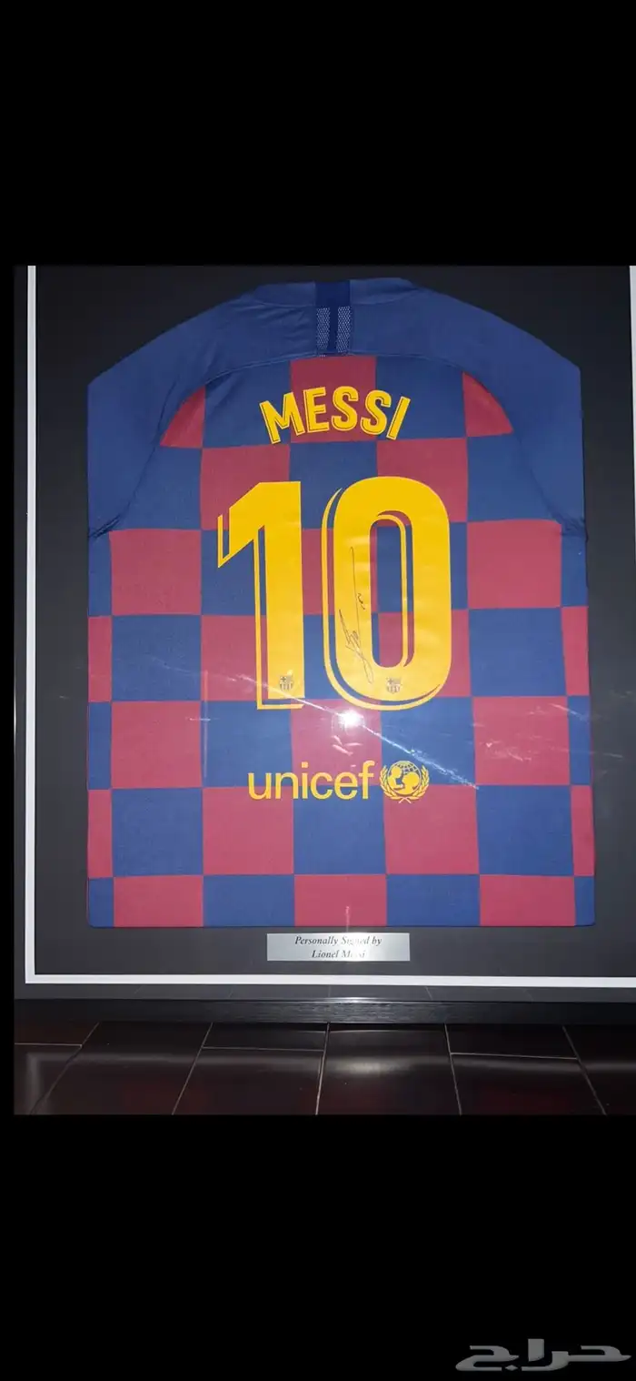 تيشيرت الاطوره ميسي موقع يدويا مع شهاده التوثيق من icons 2