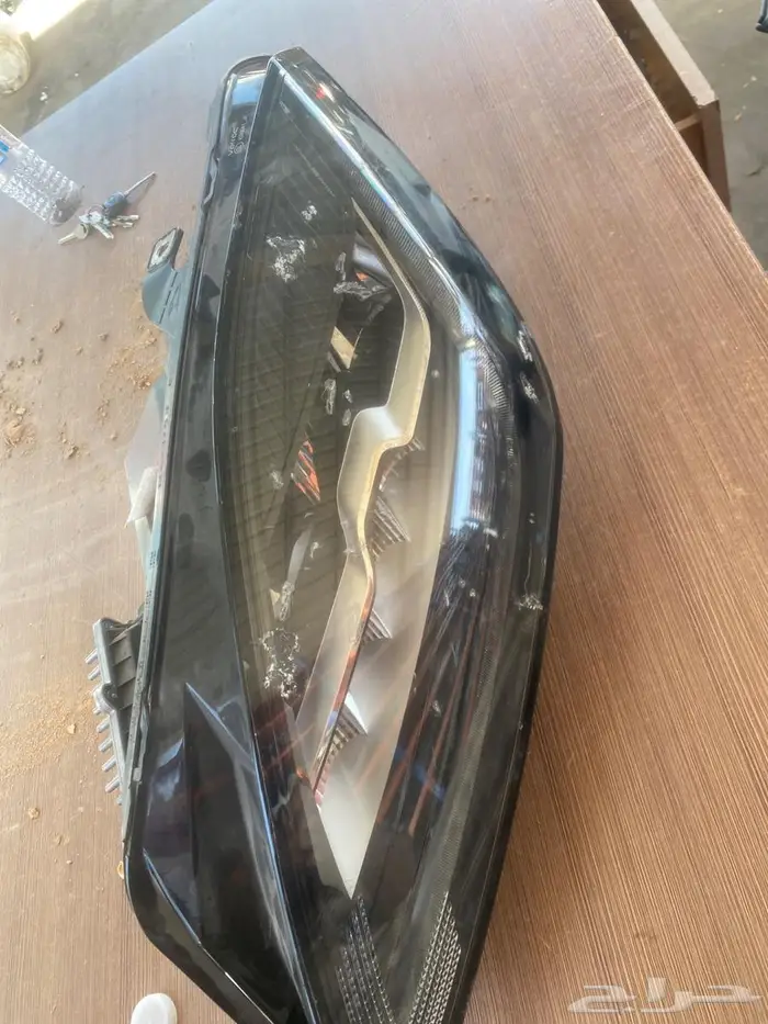 شمعة جاكوار E PACE يسار 1
