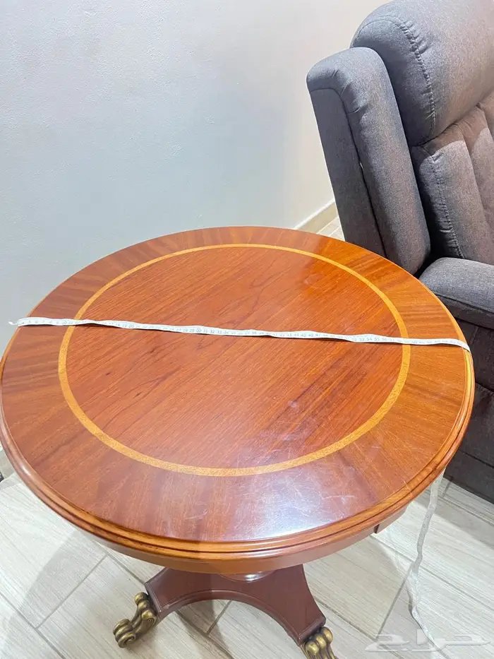 طاولة دائرية خشب زان 0