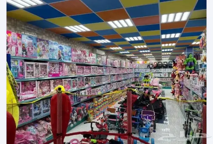 يوجد أغراض محل العاب ومستلزمات مواليد للبيع 0