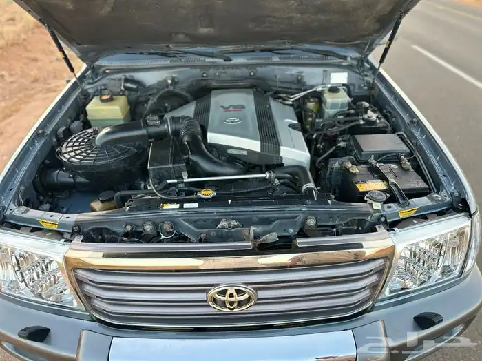 لاندكروزر VXR موديل 2005 V8 27