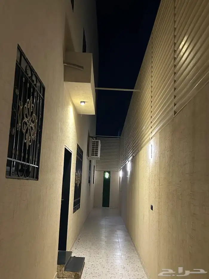 فلا للبيع 4