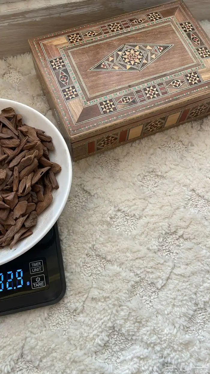 عود طبيعي ومشروط فاخر 8