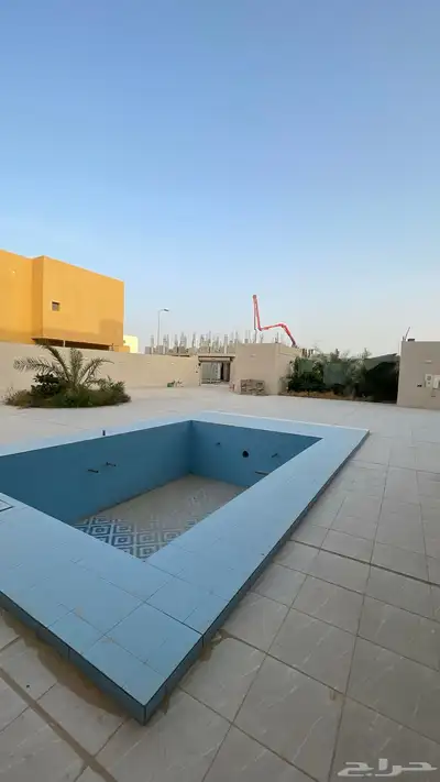 للبيع فيلا بحي القدس تصميم فاخر 56