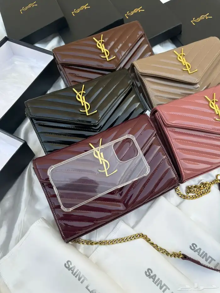 شنط اقنر وسان لوران وشانيل 16