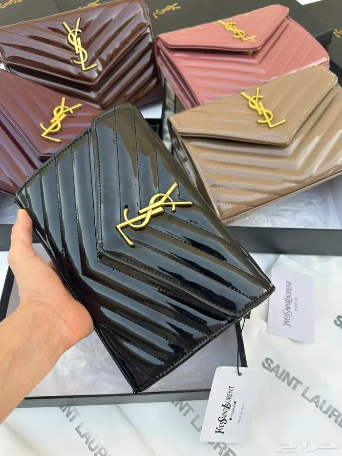 شنط اقنر وسان لوران وشانيل 8