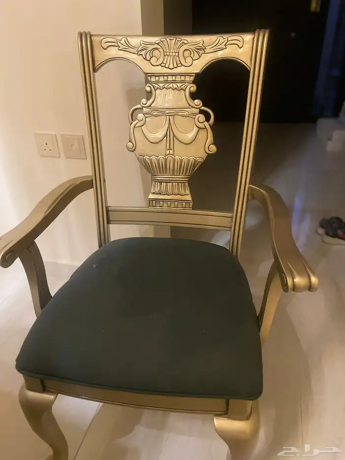 طاولة طعام 2