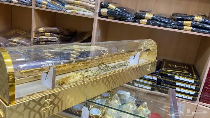 هدايا زواج بشت عريس سيف تخرج درع ترقية 33