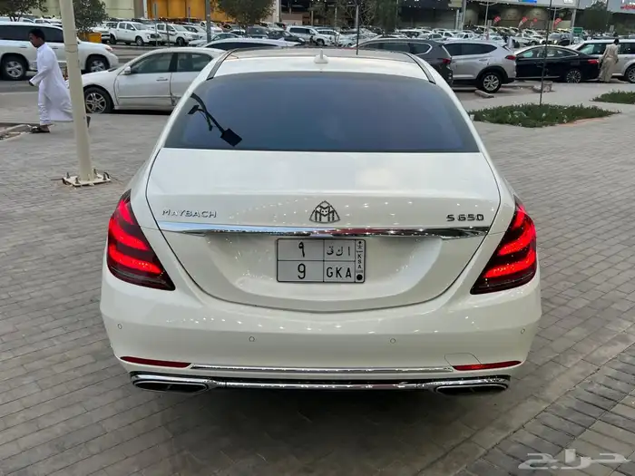 مرسيدس مايباخ2018 S560الماني(بنزين)8سلندر 6