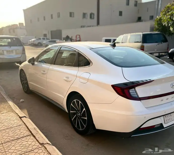 سوناتا 2020 فل كامل ماعدا البصمه فتحة بانوراما منوة المستخد 31