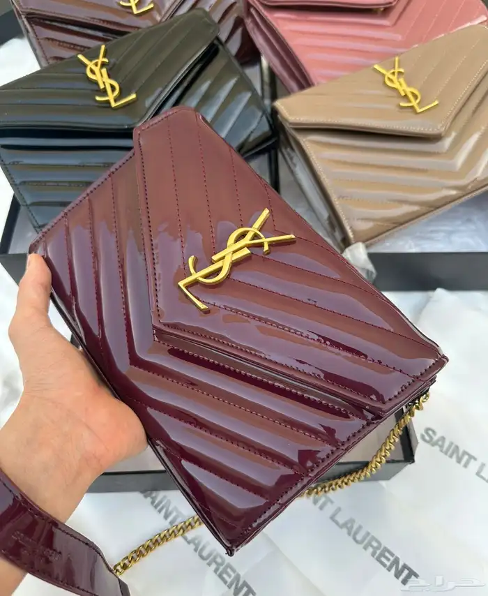 شنط اقنر وسان لوران وشانيل 9