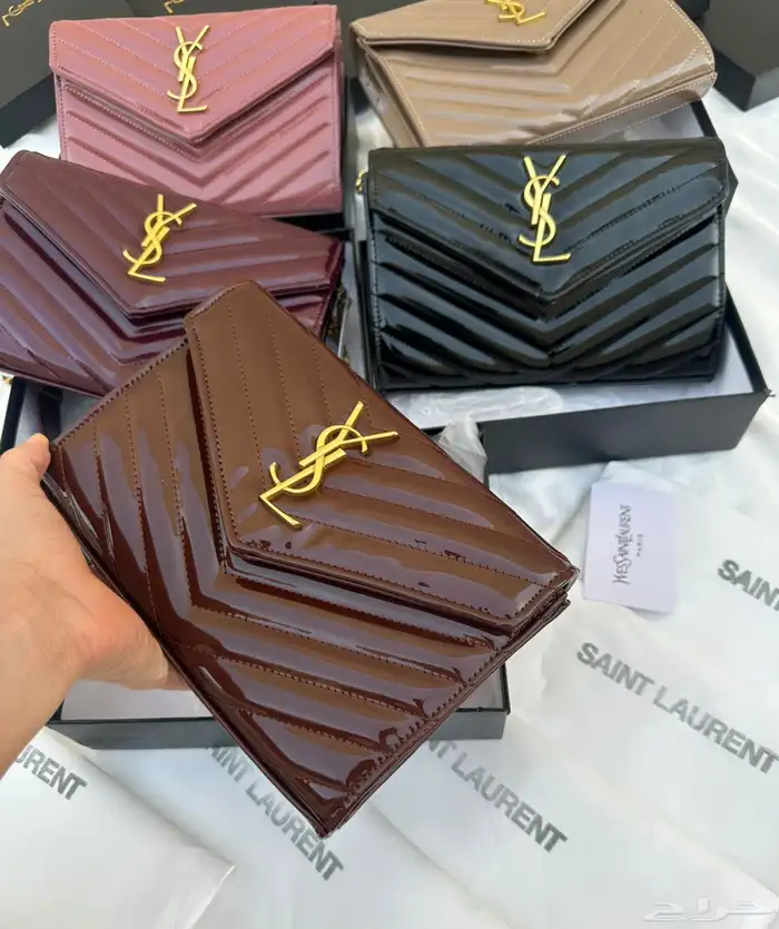 شنط اقنر وسان لوران وشانيل 5