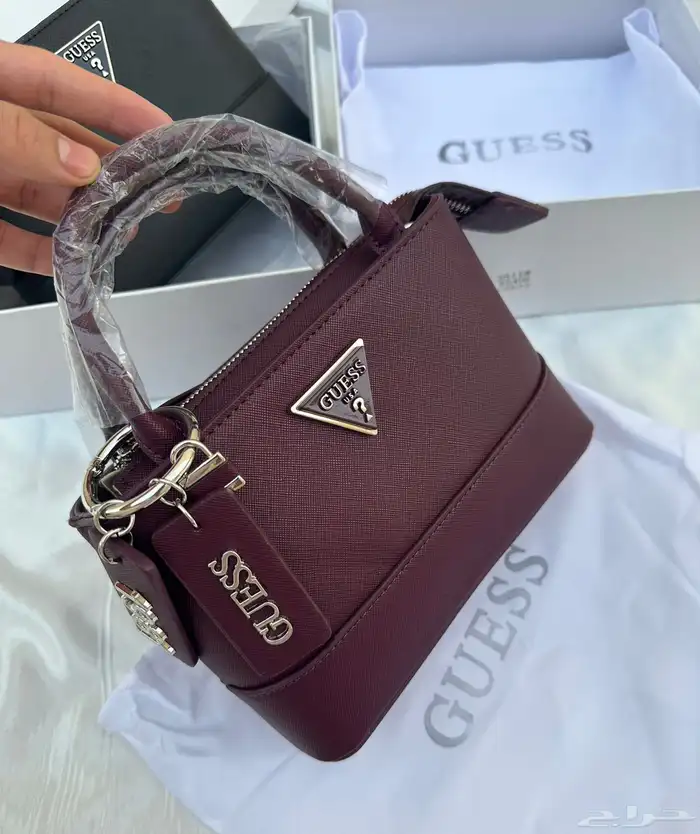 شنط اقنر وسان لوران وشانيل 60