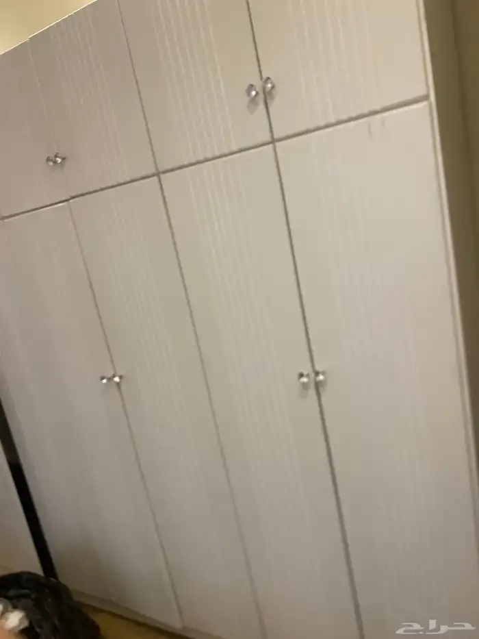 دولاب للبيع 1