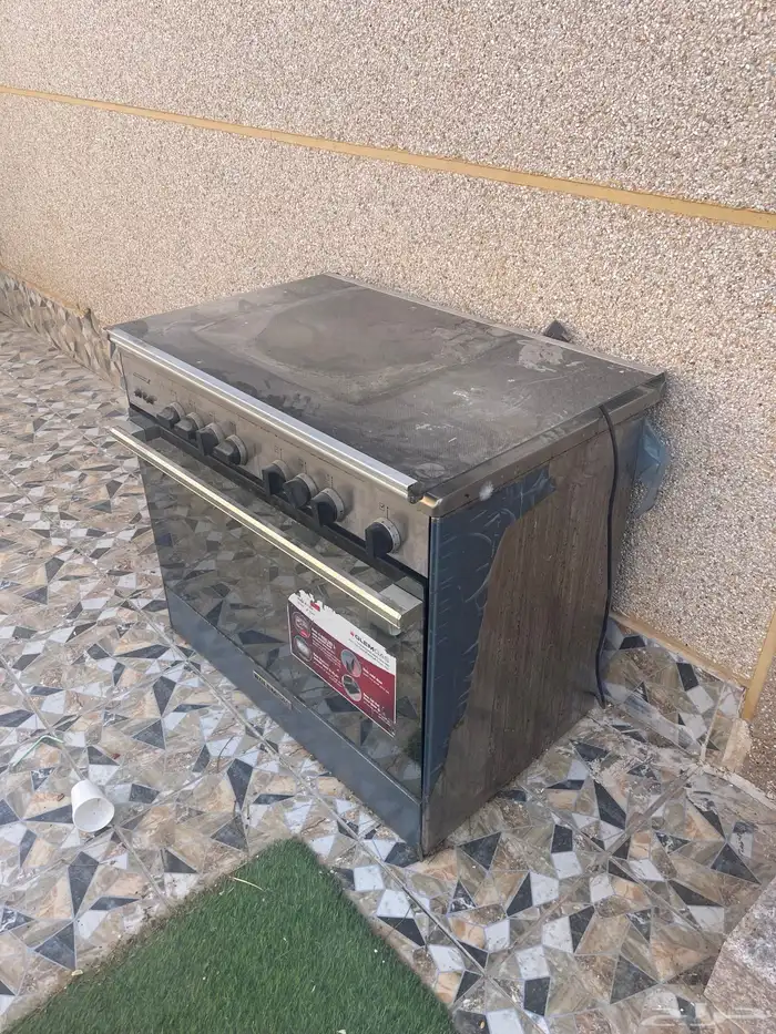 فرن كبير وعدد 3 مغاسل 5