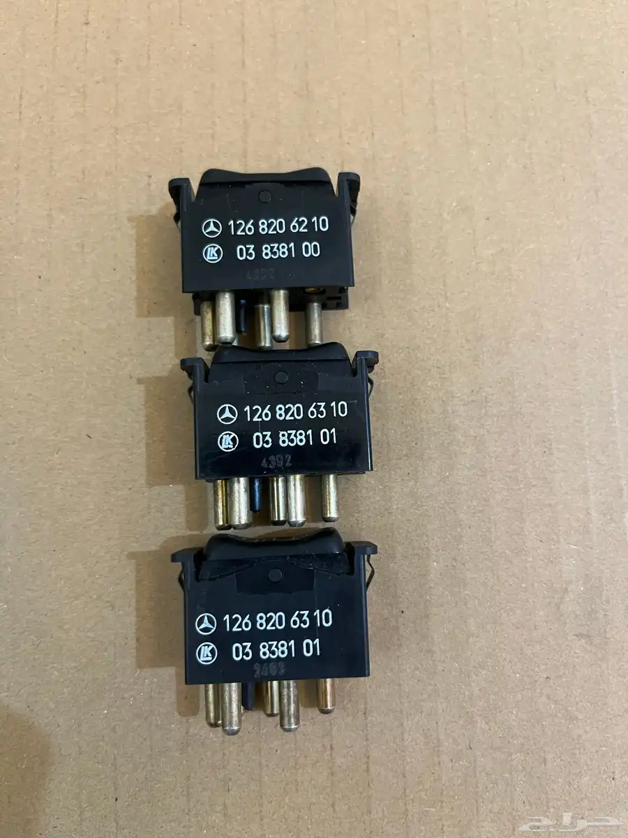 سويتشات زجاج w126 جديد اصلي 4