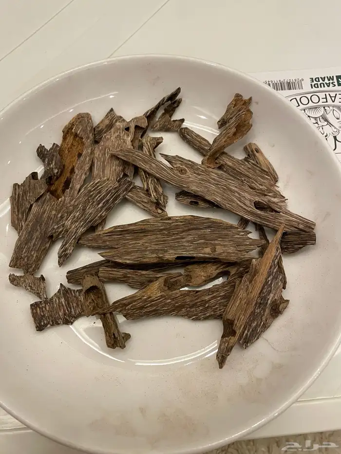 عود طبيعي ومشروط فاخر 0