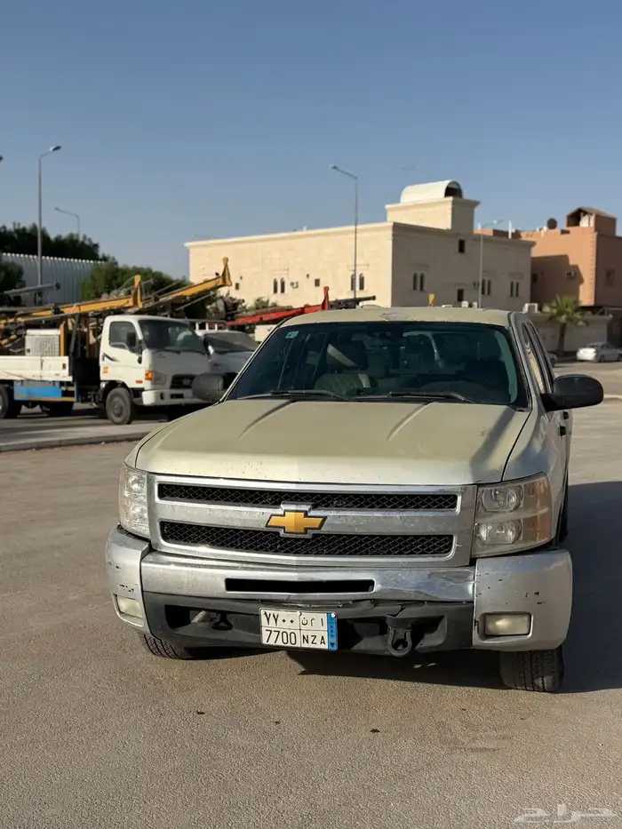 سلفرادو 2013 فضي Z71 نص فل. 1