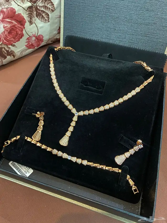 طقم اكسسوار روز قولد 2