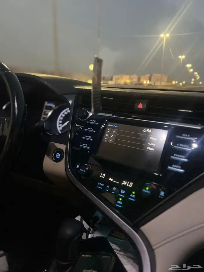 كامري موديل 2019 فل ابشن   فتحه   اتوماتيك اللون ابيض 1