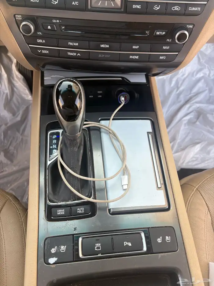 جنسس 2016 بلاتينيوم V6 26