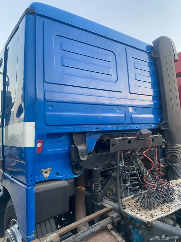 للبيع راس أكتروس 2004 هاف ميقا 6