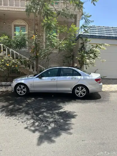 مرسيدس بنز C200 موديل 2011 0