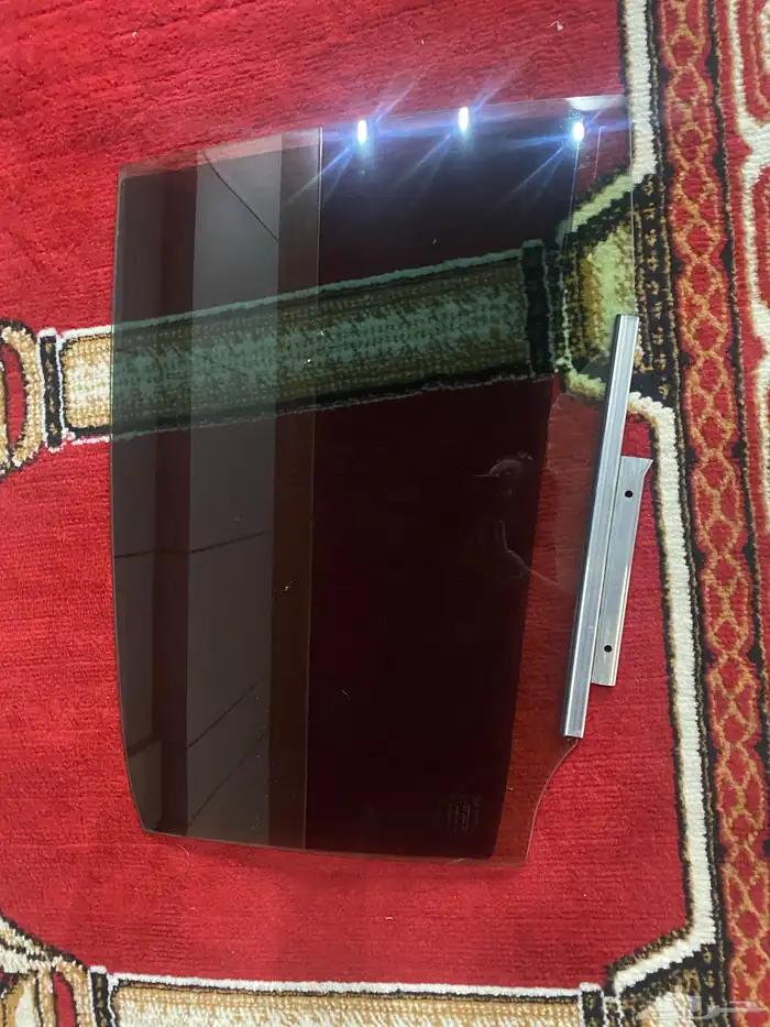 قزاز كامري 2024وكالة خلفي يمين مظلل عازل من الشركة 3