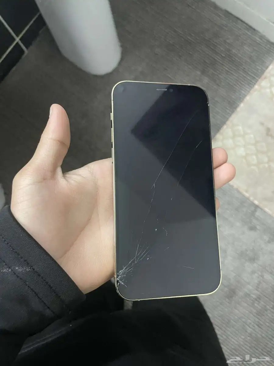 آيفون 12 برو للبيع 2
