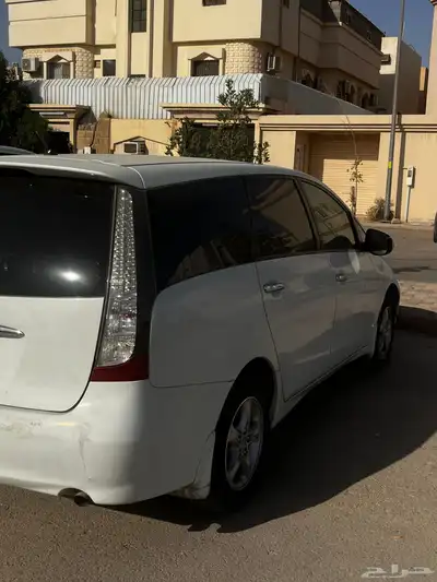 مستبيشي جرانديز 2010 3