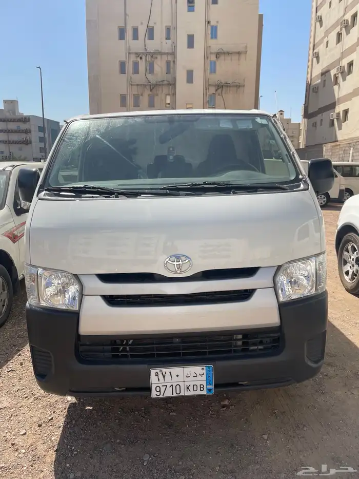باص تويوتا مديل 2018 0