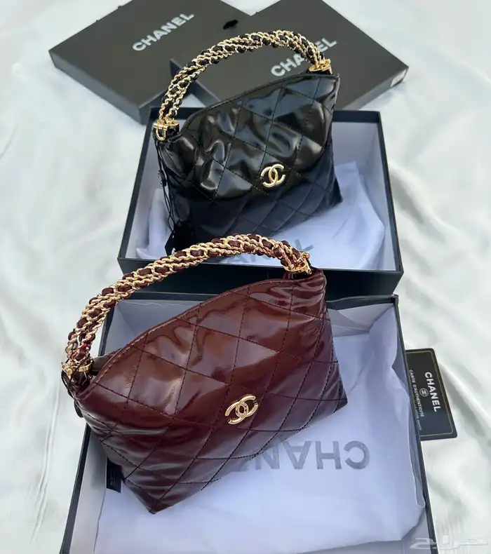 شنط اقنر وسان لوران وشانيل 17