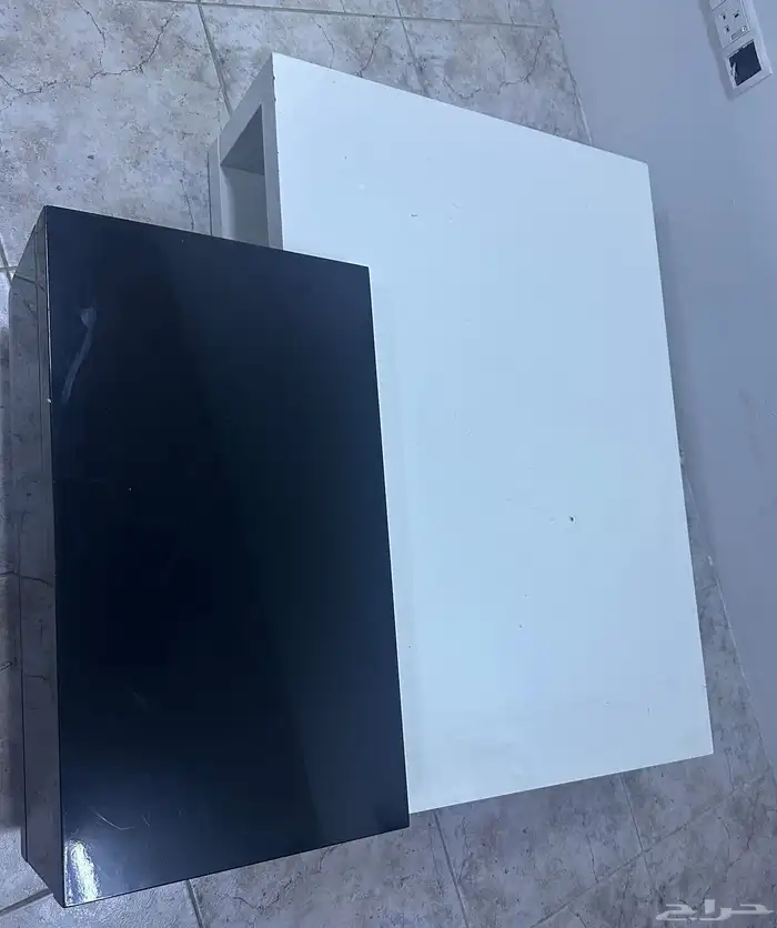طاولة من المطلق 2
