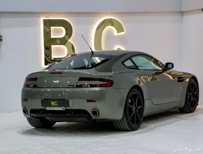 استون مارتن 2006 Aston Martin 5