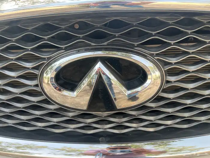 انفنتي QX50 موديل 2019 18