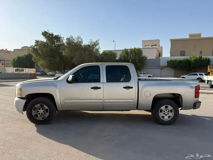 سلفرادو 2013 فضي Z71 نص فل. 4