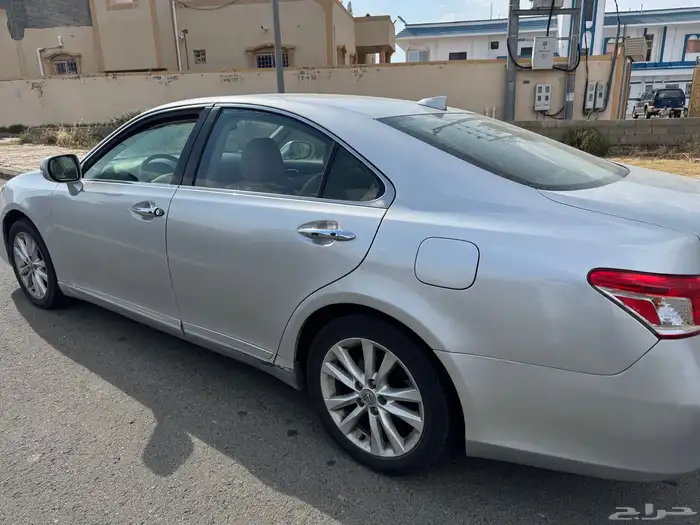 لكزس 2012 تم اللبيع 8