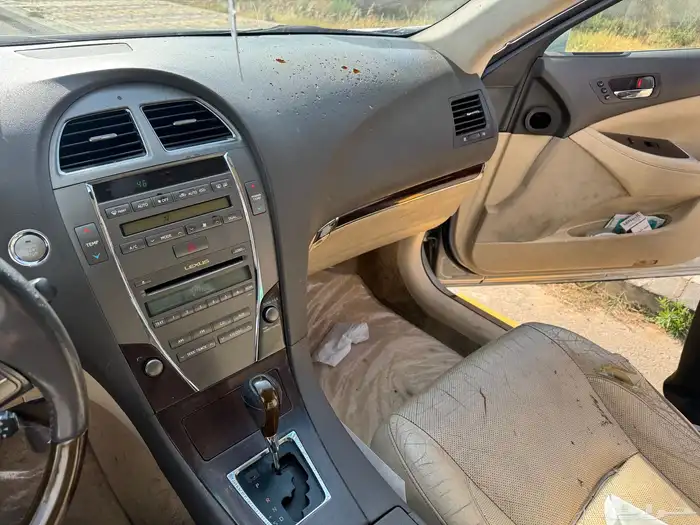 لكزس 2012 تم اللبيع 18