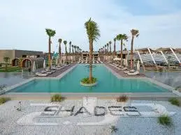 انشاء مسبح بشكل رملي فاخر 1