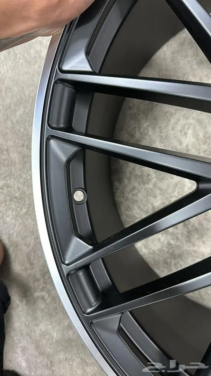 جنوط مرسيدس جي ال اس 63 AMG مقاس 23 2